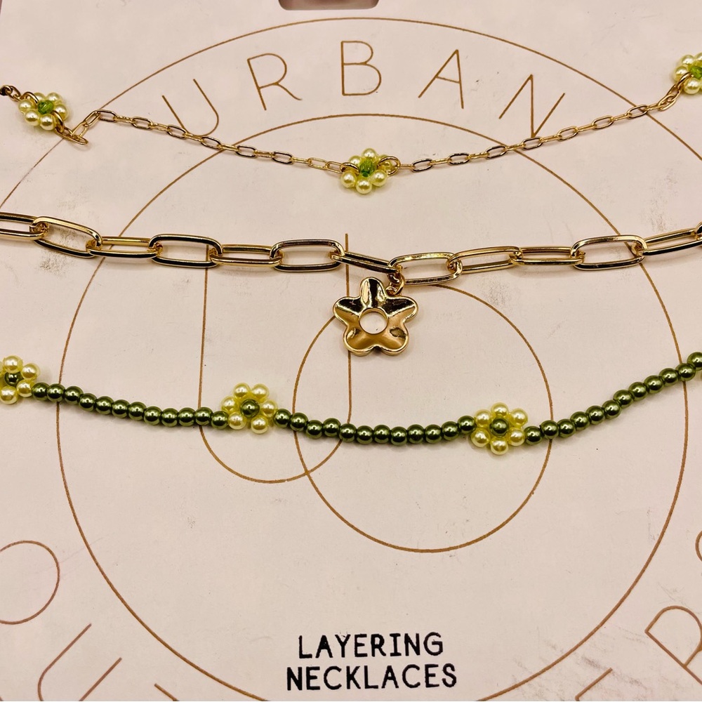 Urban Outfitters 3 layered necklaces with faux pearl flowers. Also gold flower - Picture 2 of 4
